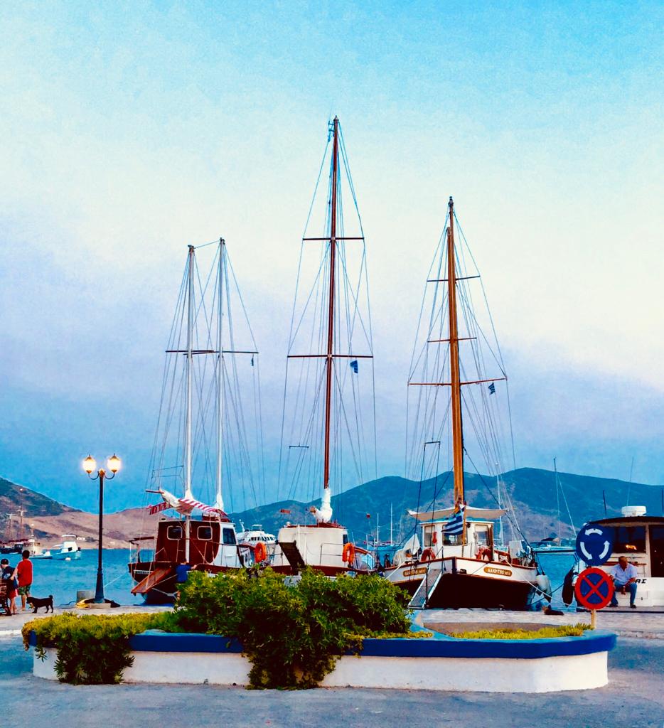 Grikos - Small harbour 50m from Villa Rosa